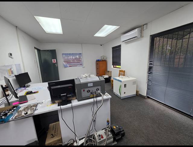 830M² WAREHOUSE TO LET IN CITY DEEP
